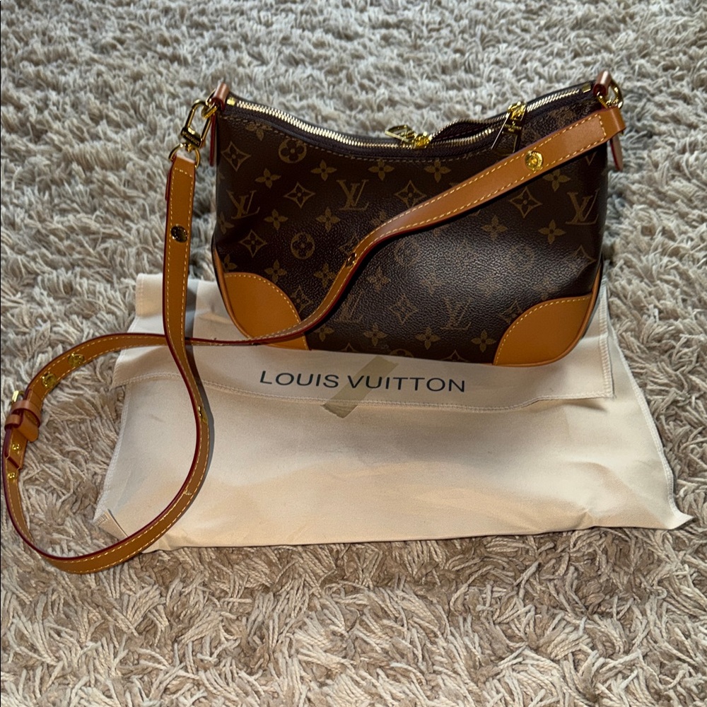 Crossbody Bag in Brown and Tan
